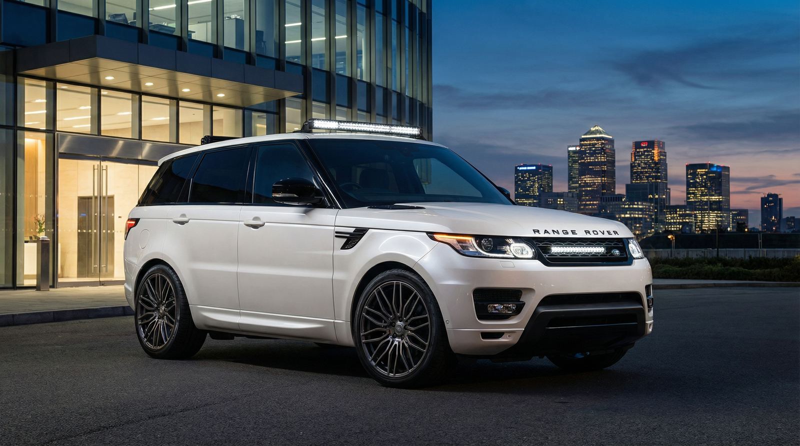 国产路虎越野视频